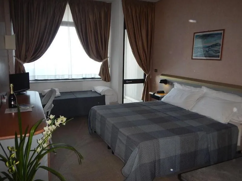 Dune Hotel & Residence Boschetto Holiday Камайоре