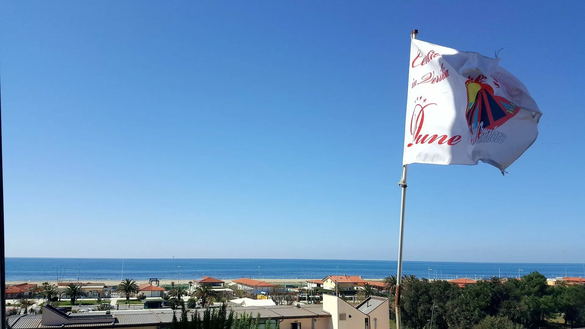 ****  Dune Hotel & Residence Boschetto Holiday Камайоре Италия